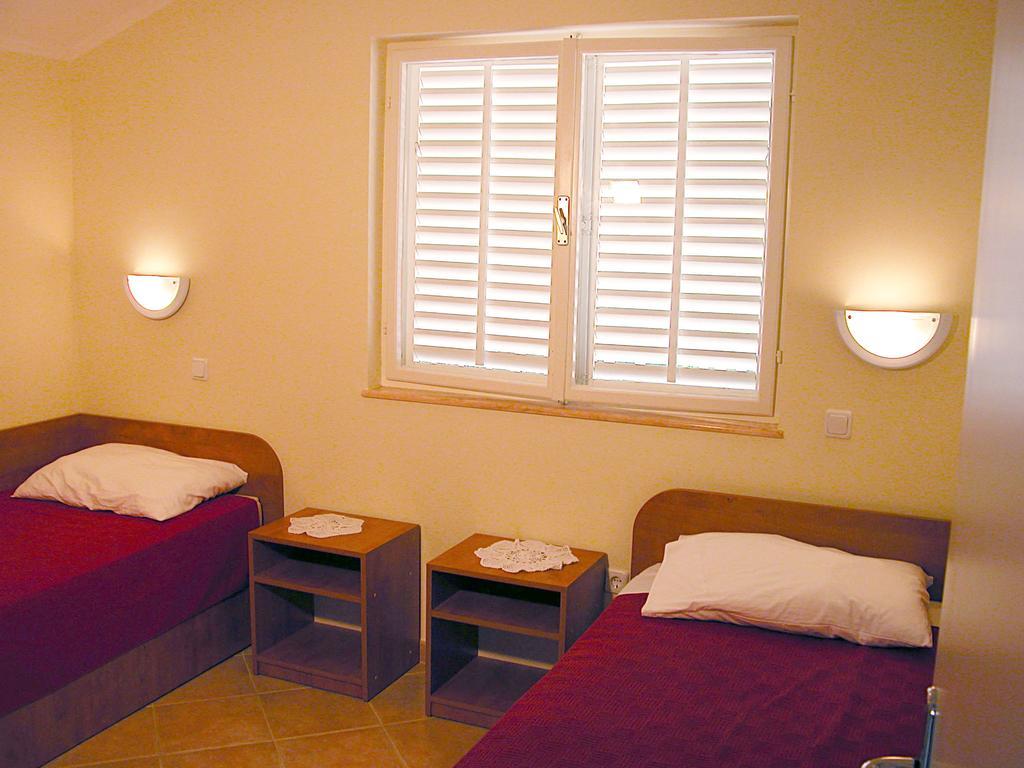 Antonio Apartments Trogir Kamer foto