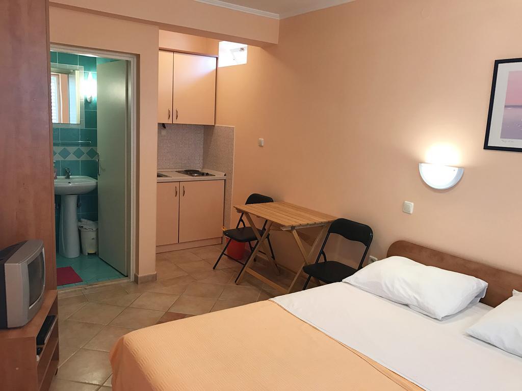 Antonio Apartments Trogir Buitenkant foto
