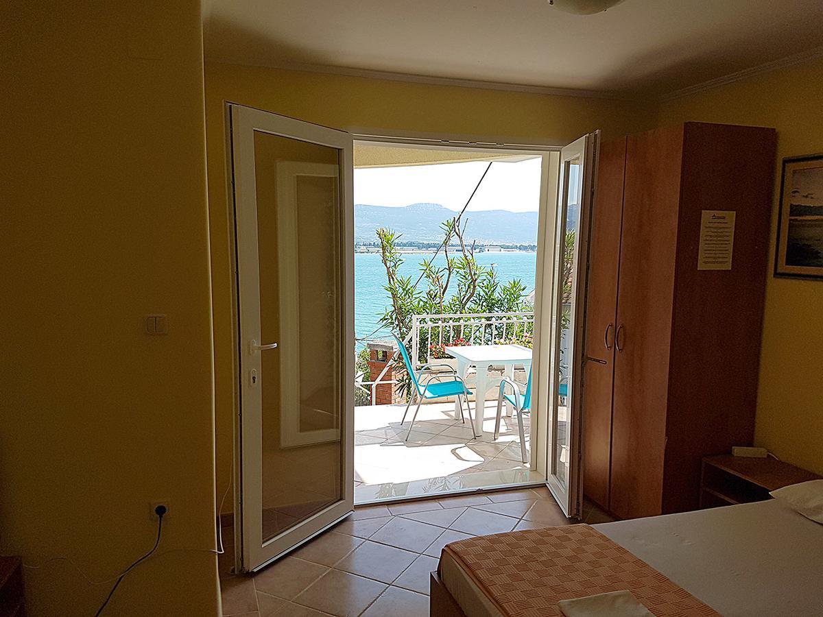 Antonio Apartments Trogir Buitenkant foto